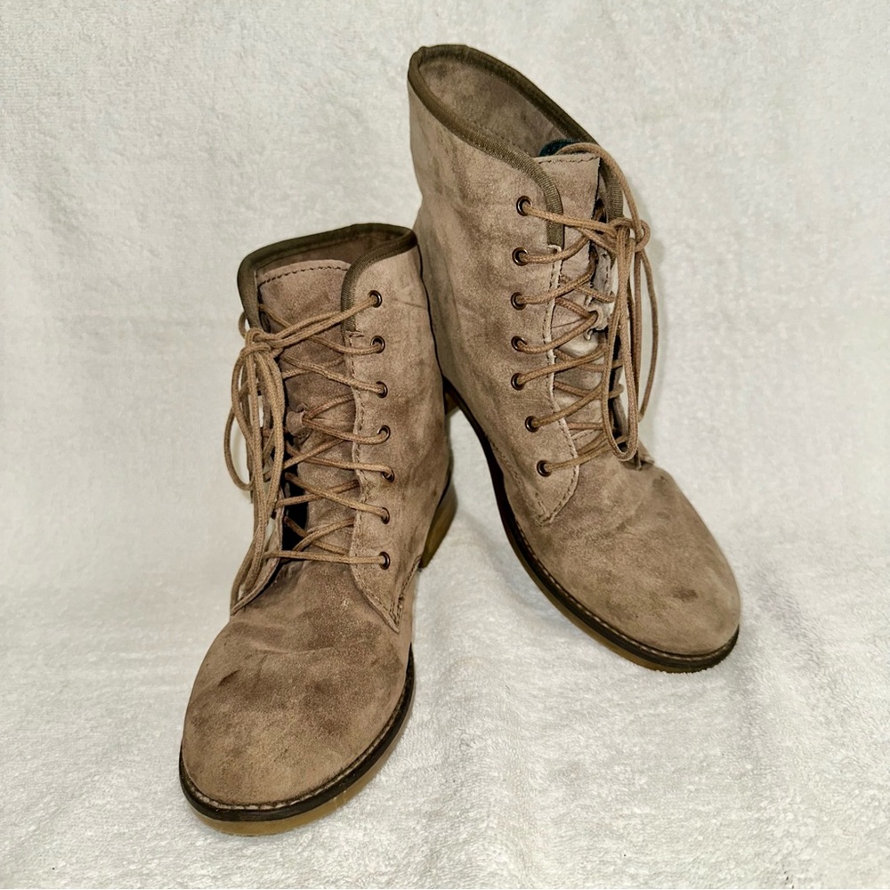 s.Oliver Suede Ankle Boots Size 39 Lace Up Side Zip Plaid Lining Brown